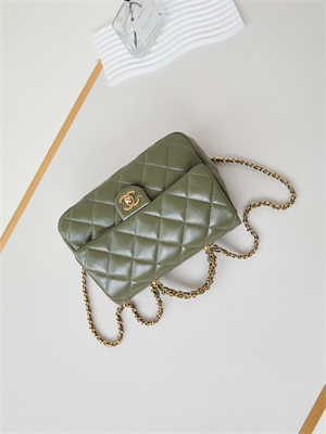 Cha.nel Mini Flap Bag with Top Handle Shiny Lambskin & Gold-Tone Metal Green AS5043