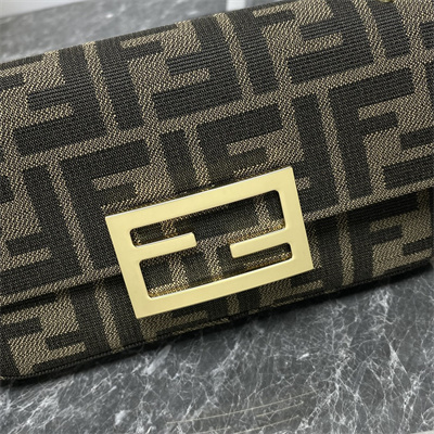 Fen.di BAGUETTE Phone Pouch FF Fabric Brown