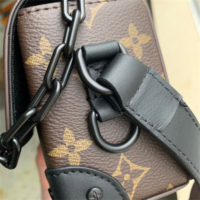 L.V Steamer Wearable Wallet Monogram Canvas M83613