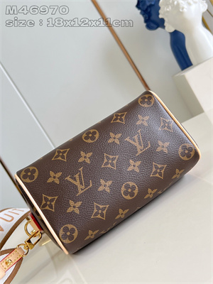 L.V SPEEDY BANDOULIÈRE 18 Monogram Canvas M46970