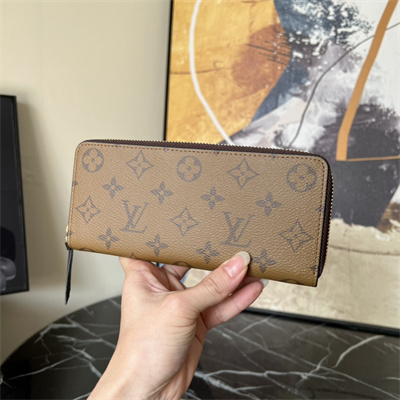 LV  Clémence Wallet Monogram Reverse Canvas M82336