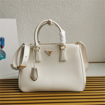 Pra*a large galleria  leather bag white color 1ba274