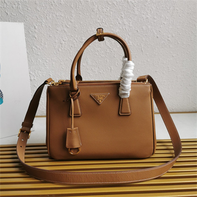 Pra*a medium galleria  leather bag brown color 1ba863