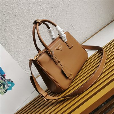Pra*a medium galleria  leather bag brown color 1ba863