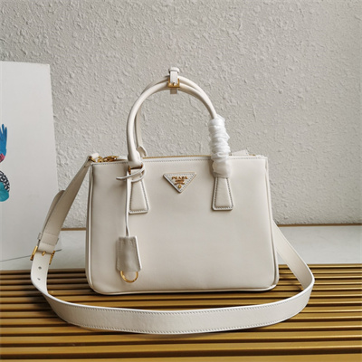 Pra*a medium galleria  leather bag white color 1ba863