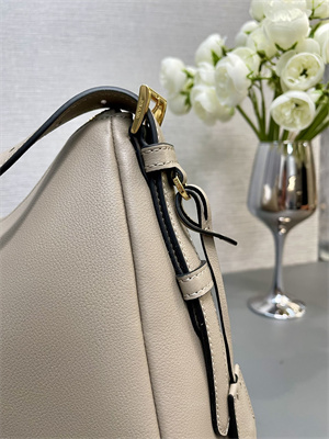 Pra*a aimée large leather shoulder bag travertine color 1bc228