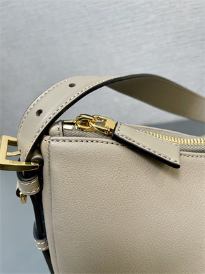 Pra*a aimée large leather shoulder bag travertine color 1bc228