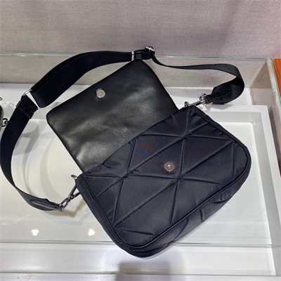 Pra*a re-nylon shoulder bag black 1bd292