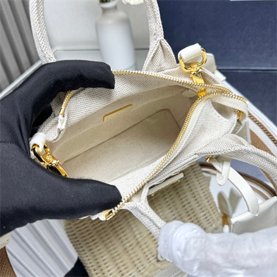 Pra*a mini wicker and linen blend tote bag tan/white 1bg469