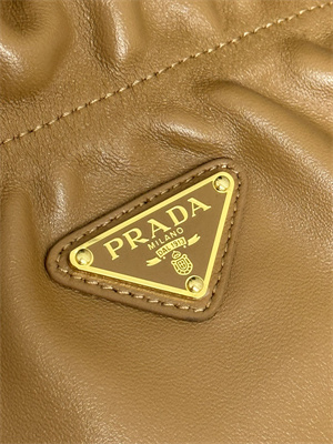 Pra*a nappa leather shoulder bag caramel color 1bg541