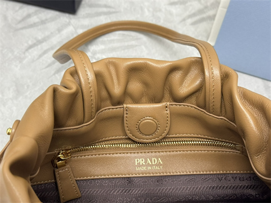 Pra*a nappa leather shoulder bag caramel color 1bg541