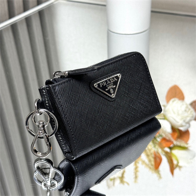 Pra*a saffiano leather key charm holder black color 1tt085