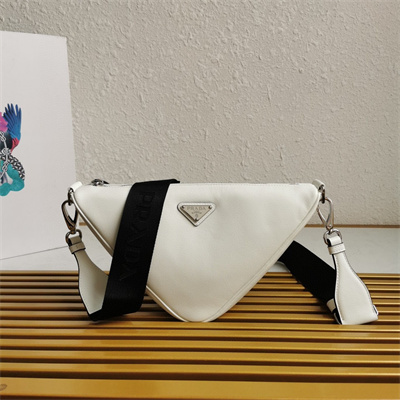 Pra*a triangle leather shoulder bag white color 2vh155