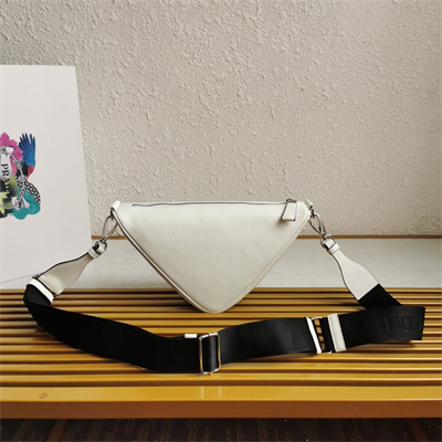 Pra*a triangle leather shoulder bag white color 2vh155
