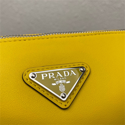 Pra*a triangle leather shoulder bag yellow color 2vh155