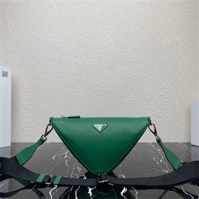 Pra*a triangle leather shoulder bag green color 2vh155