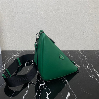 Pra*a triangle leather shoulder bag green color 2vh155