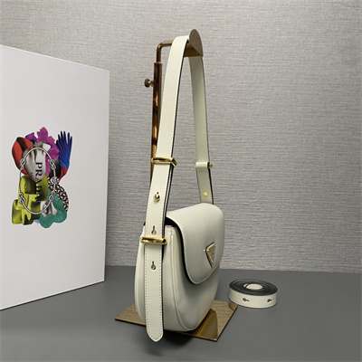 Pra*a arqué leather shoulder bag with flap white 1bd365