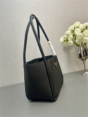 Pra*a leather mini tote bag black 1bg539