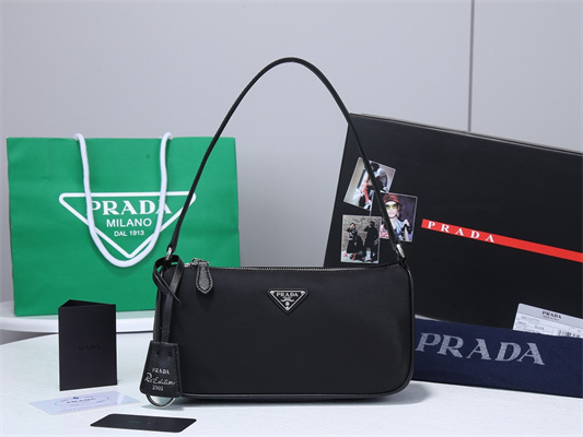 Pra*a re-edition 2005 nylon and saffiano leather mini bag in black 1ne633