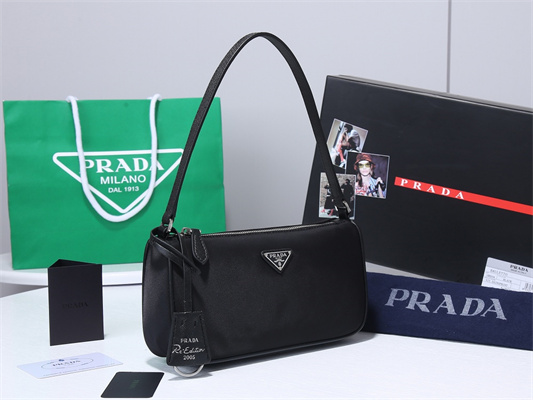 Pra*a re-edition 2005 nylon and saffiano leather mini bag in black 1ne633
