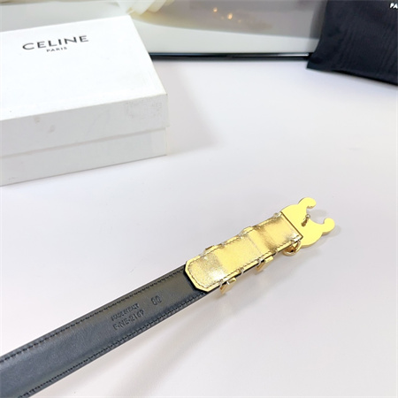 Ce**e triomphe belt 25mm calfskin in gold color