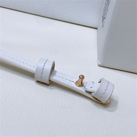 L0ew* belt in calfskin 10mm gold hardware white