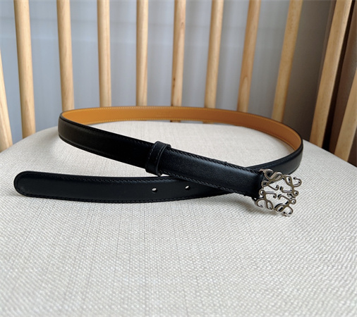 L0ew* belt in smooth calfskin 20mm  silver hardware black/brown