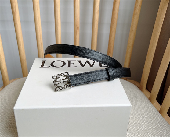 L0ew* belt in grained calfskin 20mm  silver hardware black/brown