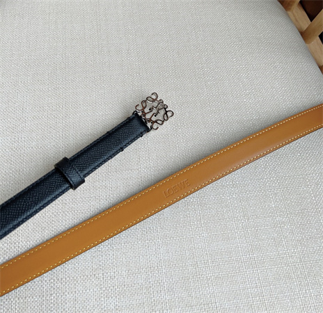 L0ew* belt in grained calfskin 20mm  silver hardware black/brown