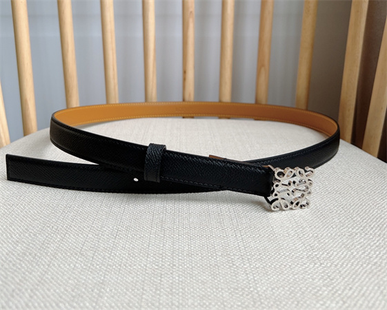 L0ew* belt in grained calfskin 20mm  silver hardware black/brown