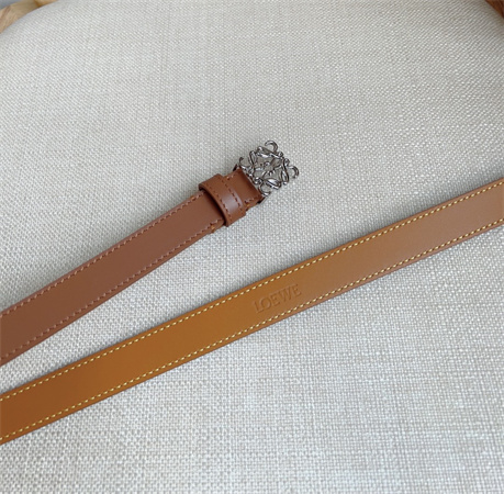 L0ew* belt in smooth calfskin 20mm silver hardware brown