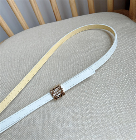 L0ew* belt in calfskin 10mm gold hardware white