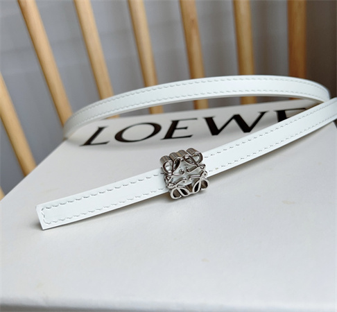 L0ew* belt in calfskin 10mm silver hardware white