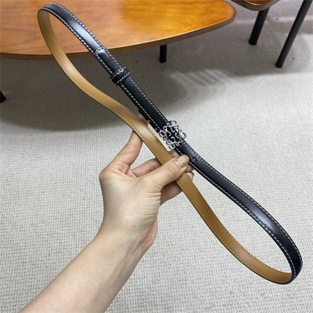 L0ew* belt in calfskin 15mm silver hardware black/brown