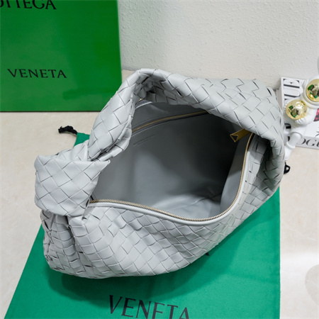 BV Small Jodie In Lambskin Leather Agate Grey Color