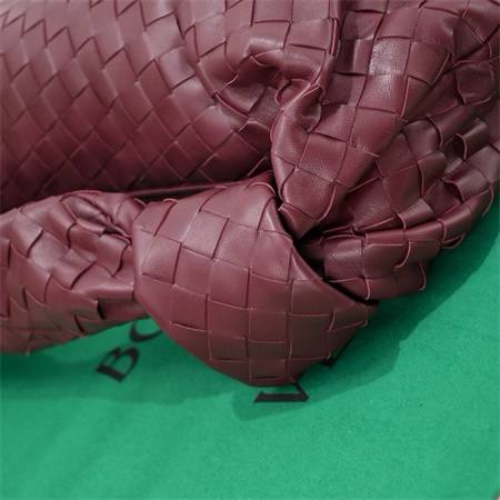 BV Small Jodie In Lambskin Leather Burgundy Color