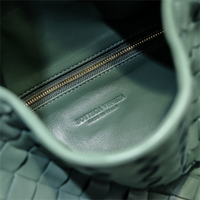 BV Small Hop Shoulder Bag In Calfskin