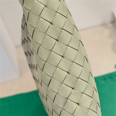 BV Small Hop Shoulder Bag In Calfskin