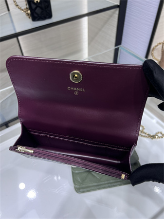 Cha.nel Flap Phone Holder with Chain Shiny Lambskin & Gold-Tone Metal Burgundy AP4167