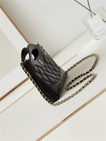 Cha.nel 31 Nano Chain Bag Lambskin Gold Tone Metal Black AS3656