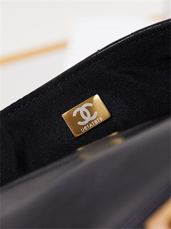 Cha.nel  Bowling Bag Shiny Calfskin & Gold-Tone Metal Black AS4905