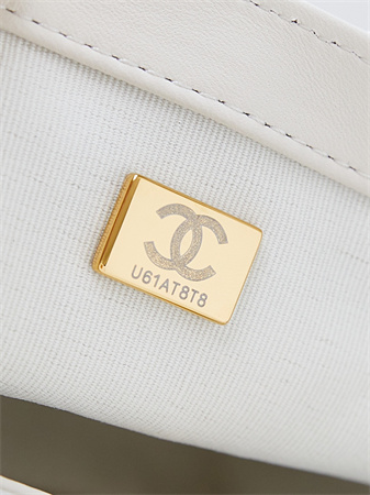 cha.nel S*permini flap bag lambskin gold tone metal white as4946