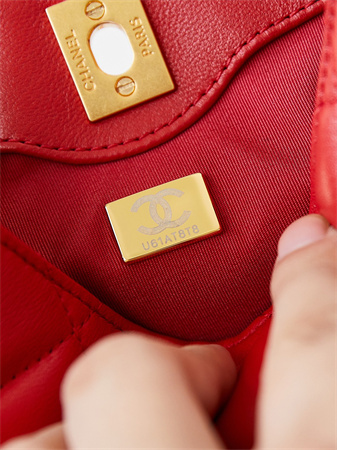 Cha.nel Small Shoulder Bag Lambskin Gold Tone Metal Red AS4948