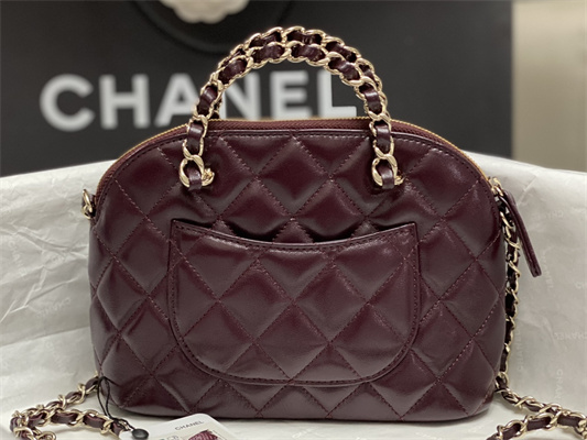 Cha.nel Small Tote Shiny Lambskin & Gold-Tone Metal Burgundy AS5130