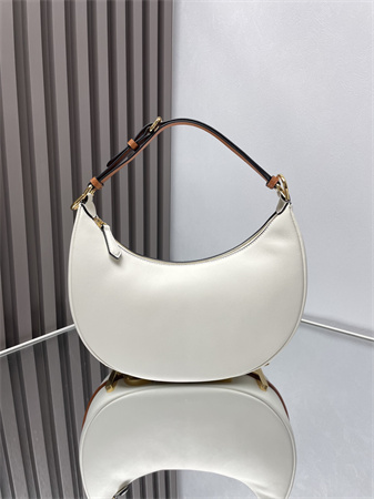 F**digraphy small leather bag white