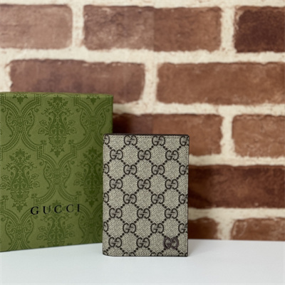 gu.cci gg passport case with brown interior S*p*e canvas 795229