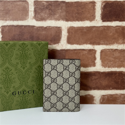 gu.cci gg passport case with brown interior S*p*e canvas 795229