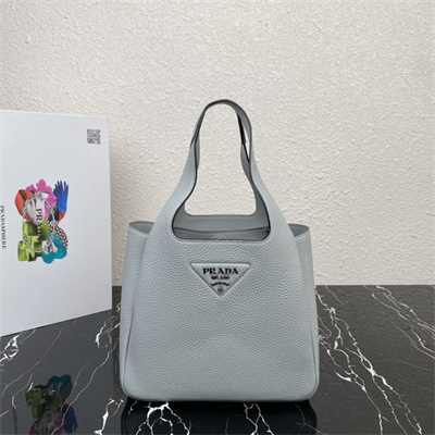 Pra*a medium leather tote 1bg335