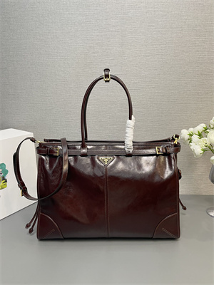 Pra*a large leather handbag burgundy 1ba439